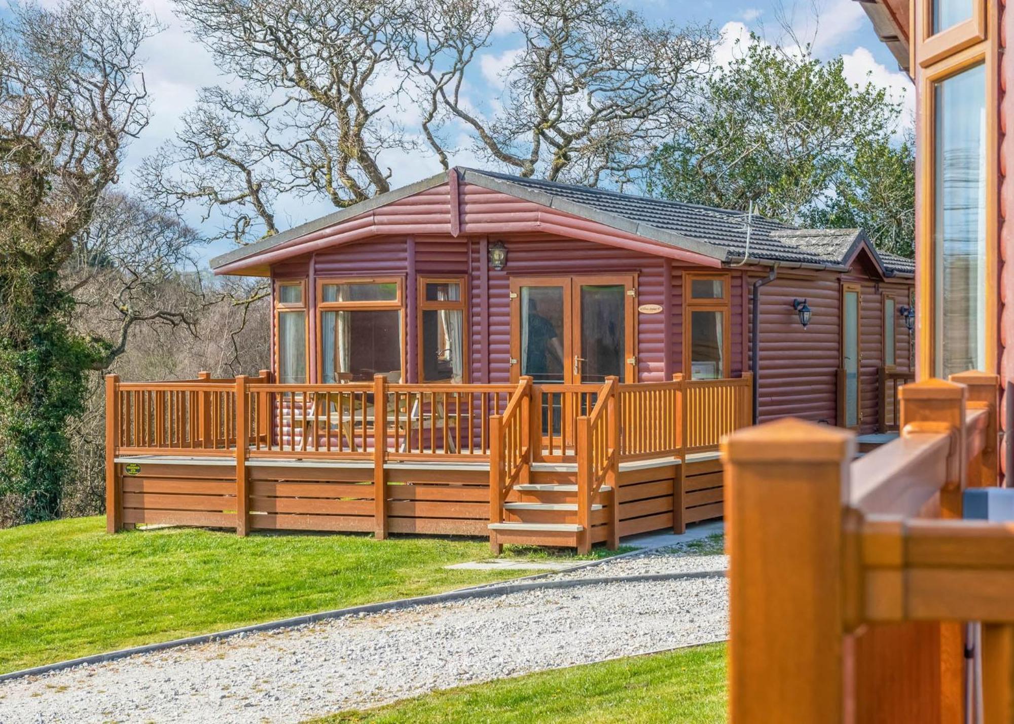 Meadow Lakes Holiday Park St Austell Exterior foto